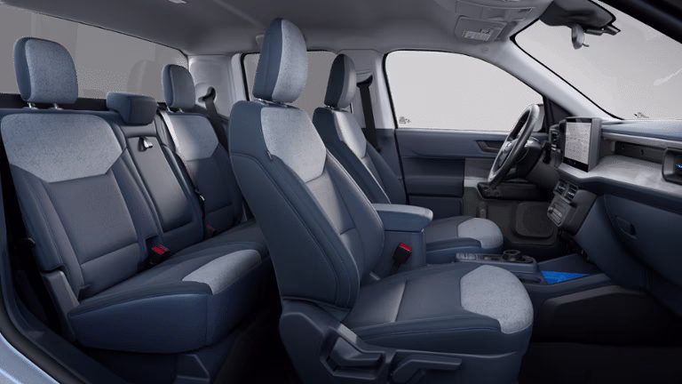2025 Oxford White Ford Maverick XLT AWD Truck