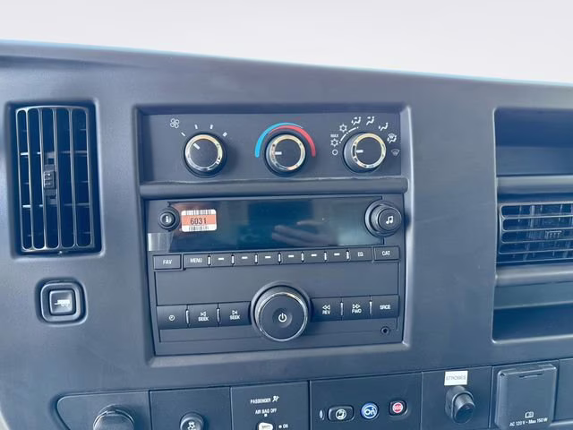 2025 Summit White Chevrolet Express Cutaway 3500 1WT RWD Regular Wheelbase