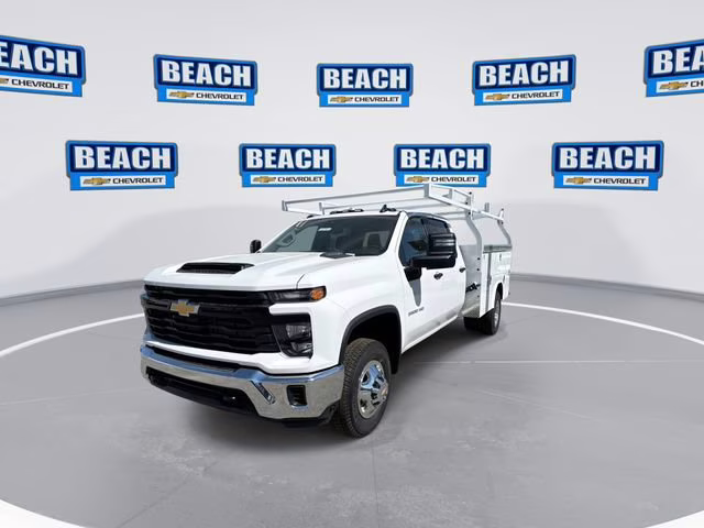 2025 Summit White Chevrolet Silverado 3500 HD Chassis Cab Work Truck 4X4 Truck