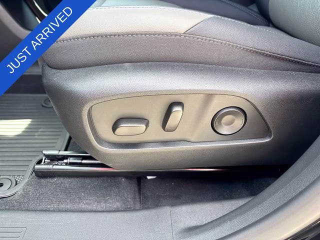 2026 Mosaic Black Metallic Chevrolet Equinox LT AWD SUV