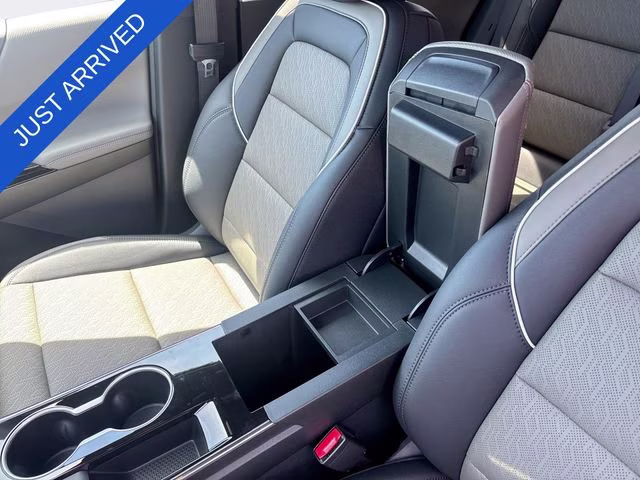 2026 Mosaic Black Metallic Chevrolet Equinox LT AWD SUV
