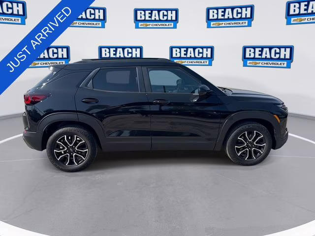 2026 Mosaic Black Metallic Chevrolet Trailblazer ACTIV FWD SUV