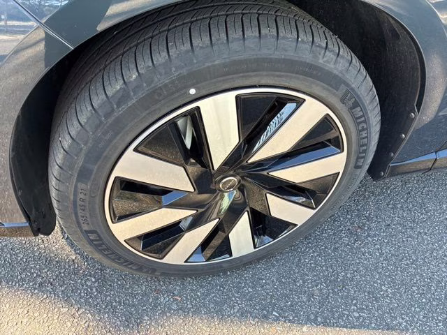2025 Denim Blue Volvo EX90 Twin Motor Performance Ultra 7-Seater AWD SUV
