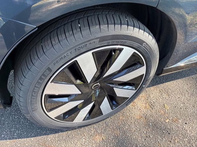 2025 Denim Blue Volvo EX90 Twin Motor Performance Ultra 7-Seater AWD SUV