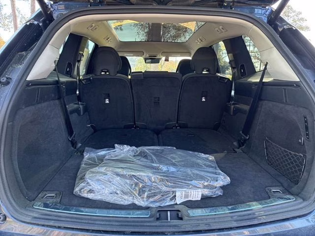 2025 Denim Blue Volvo EX90 Twin Motor Performance Ultra 7-Seater AWD SUV