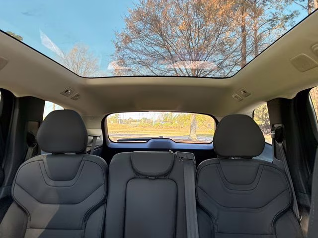 2025 Denim Blue Volvo EX90 Twin Motor Performance Ultra 7-Seater AWD SUV