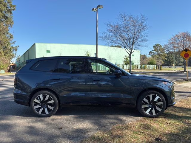 2025 Denim Blue Volvo EX90 Twin Motor Performance Ultra 7-Seater AWD SUV