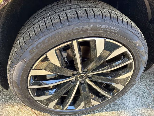 2026 Mulberry Red Volvo XC90 B6 Ultra 6-Seater AWD SUV