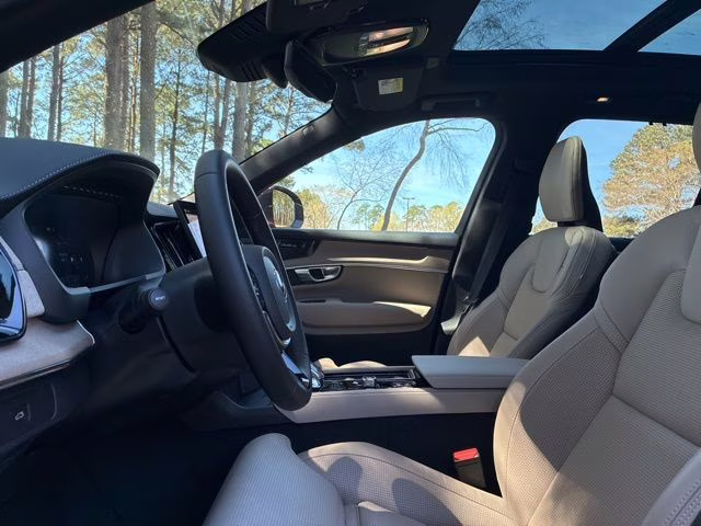2026 Mulberry Red Volvo XC90 B6 Ultra 6-Seater AWD SUV