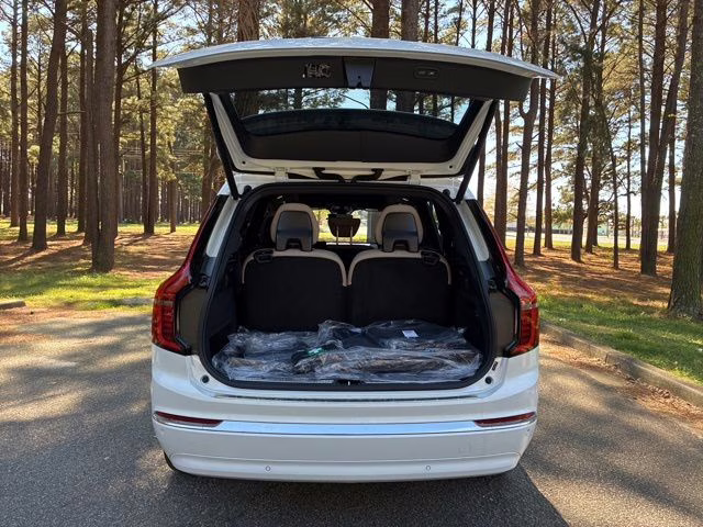 2026 Crystal White Volvo XC90 B6 Plus 7-Seater AWD SUV