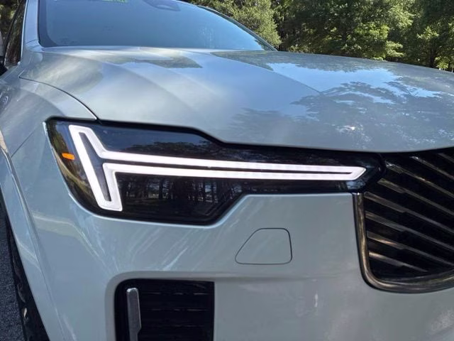 2026 Crystal White Volvo XC90 B6 Plus 7-Seater AWD SUV