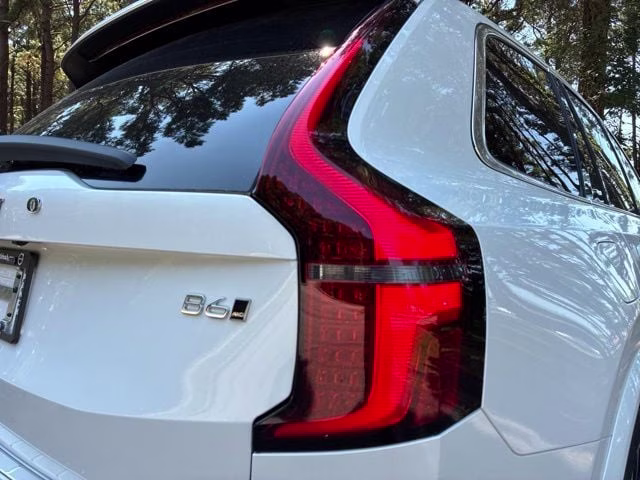 2026 Crystal White Volvo XC90 B6 Plus 7-Seater AWD SUV