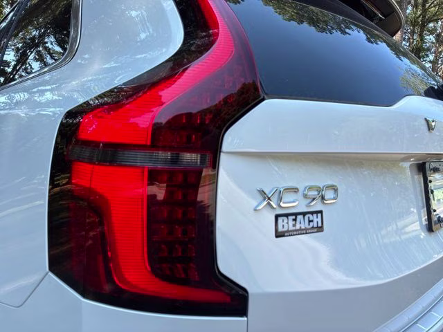 2026 Crystal White Volvo XC90 B6 Plus 7-Seater AWD SUV