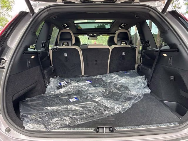 2026 Aurora Silver Volvo XC90 B6 Plus 7-Seater AWD SUV