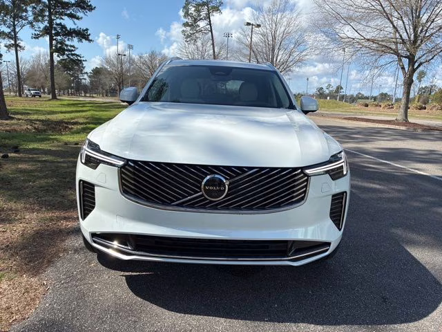 2026 Crystal White Volvo XC90 B6 Ultra 7-Seater AWD SUV