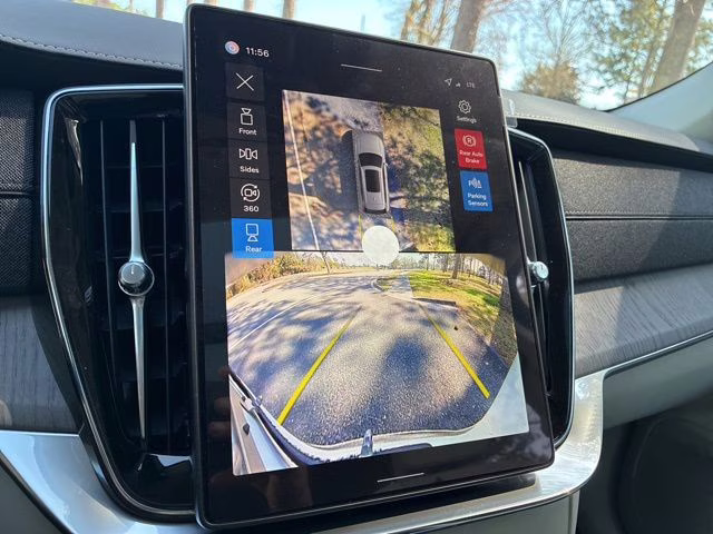 2026 Crystal White Volvo XC90 B6 Ultra 7-Seater AWD SUV