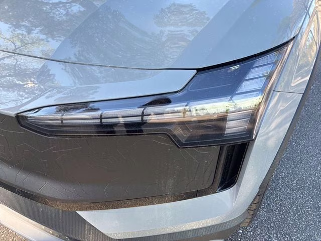 2026 Vapour Grey Volvo EX30 Cross Country Ultra AWD SUV