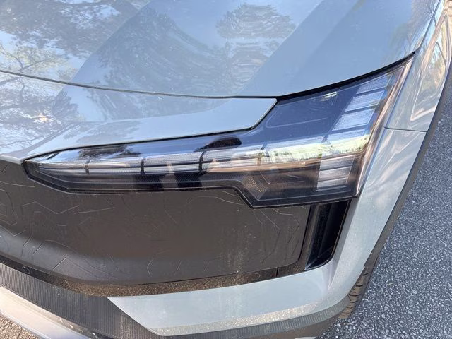 2026 Vapour Grey Volvo EX30 Cross Country Ultra AWD SUV