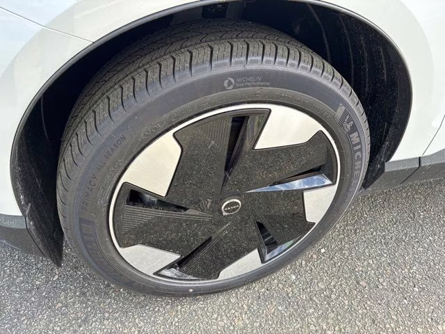 2026 Crystal White Volvo EX30 Twin Motor Plus AWD SUV