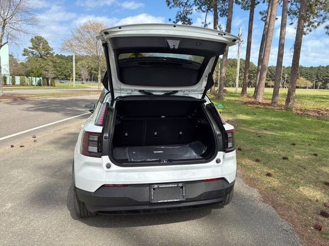 2026 Crystal White Volvo EX30 Twin Motor Plus AWD SUV