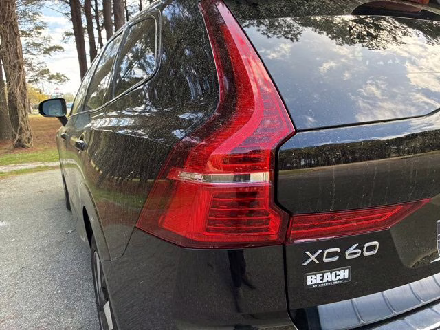 2025 Onyx Black Volvo XC60 Plug-In Hybrid T8 Plus AWD SUV