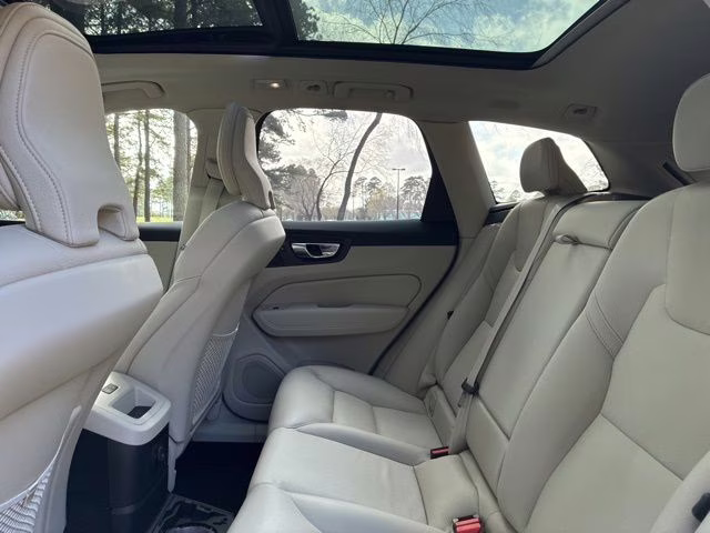 2025 Onyx Black Volvo XC60 Plug-In Hybrid T8 Plus AWD SUV