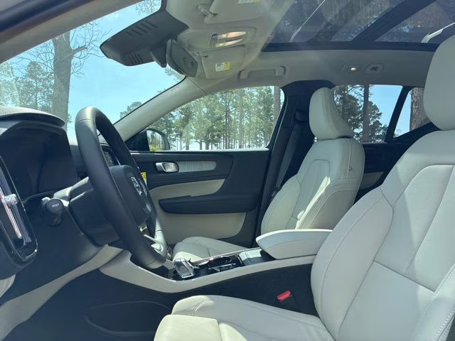 2026 Crystal White Volvo XC40 B5 Plus AWD SUV