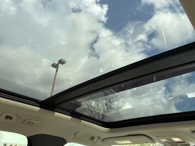 2026 Crystal White Volvo XC40 B5 Plus AWD SUV