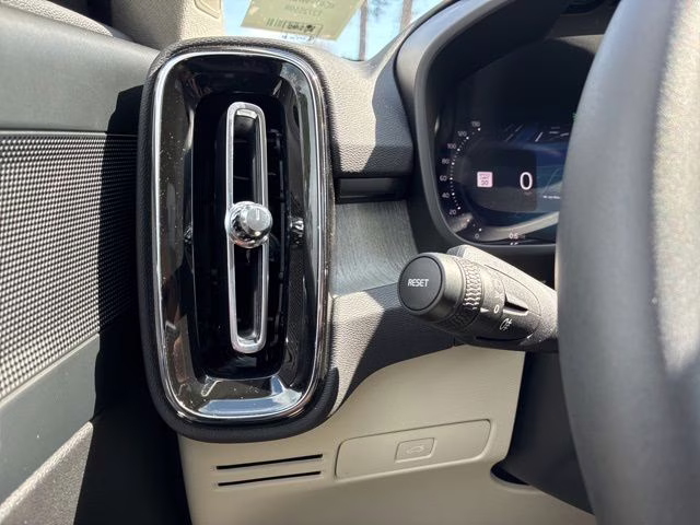 2026 Crystal White Volvo XC40 B5 Plus AWD SUV