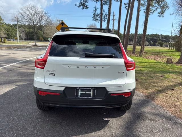 2026 Crystal White Volvo XC40 B5 Plus AWD SUV