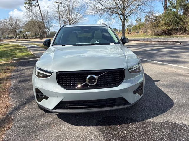 2026 Vapour Grey Volvo XC40 B5 Plus AWD SUV