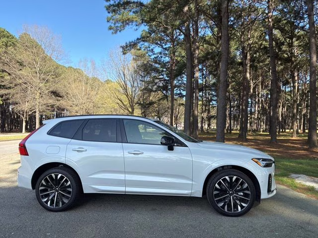 2026 Crystal White Volvo XC60 B5 Ultra AWD SUV