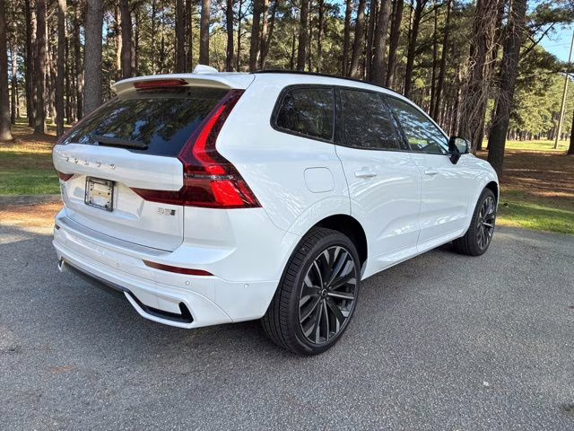 2026 Crystal White Volvo XC60 B5 Ultra AWD SUV