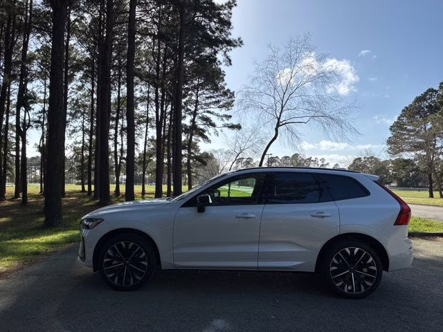 2026 Crystal White Volvo XC60 B5 Ultra AWD SUV