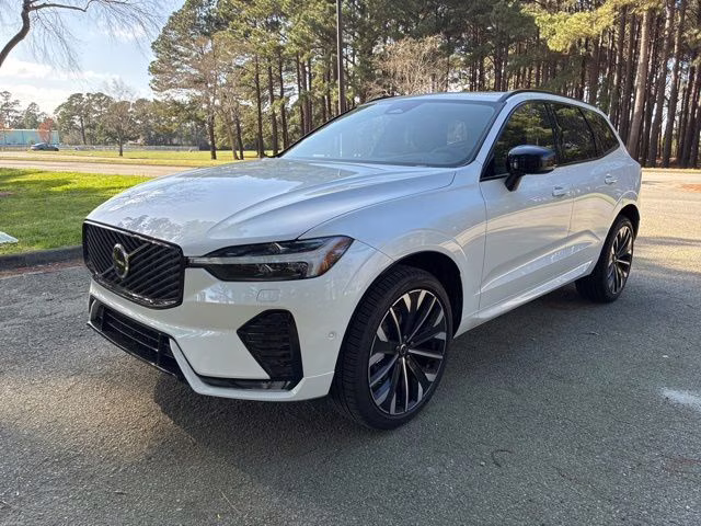 2026 Crystal White Volvo XC60 B5 Ultra AWD SUV