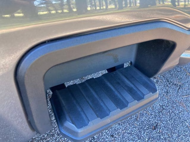 2024 Gray Metallic Ford Super Duty F-350 SRW Limited 4X4 Truck