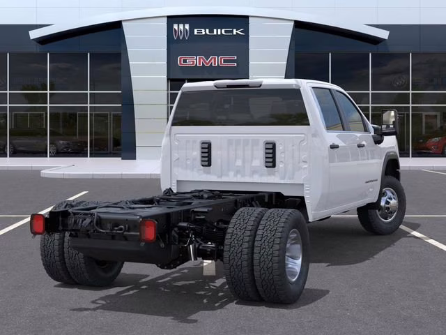2026 Summit White GMC Sierra 3500 HD Chassis Cab Pro 4X4 Truck