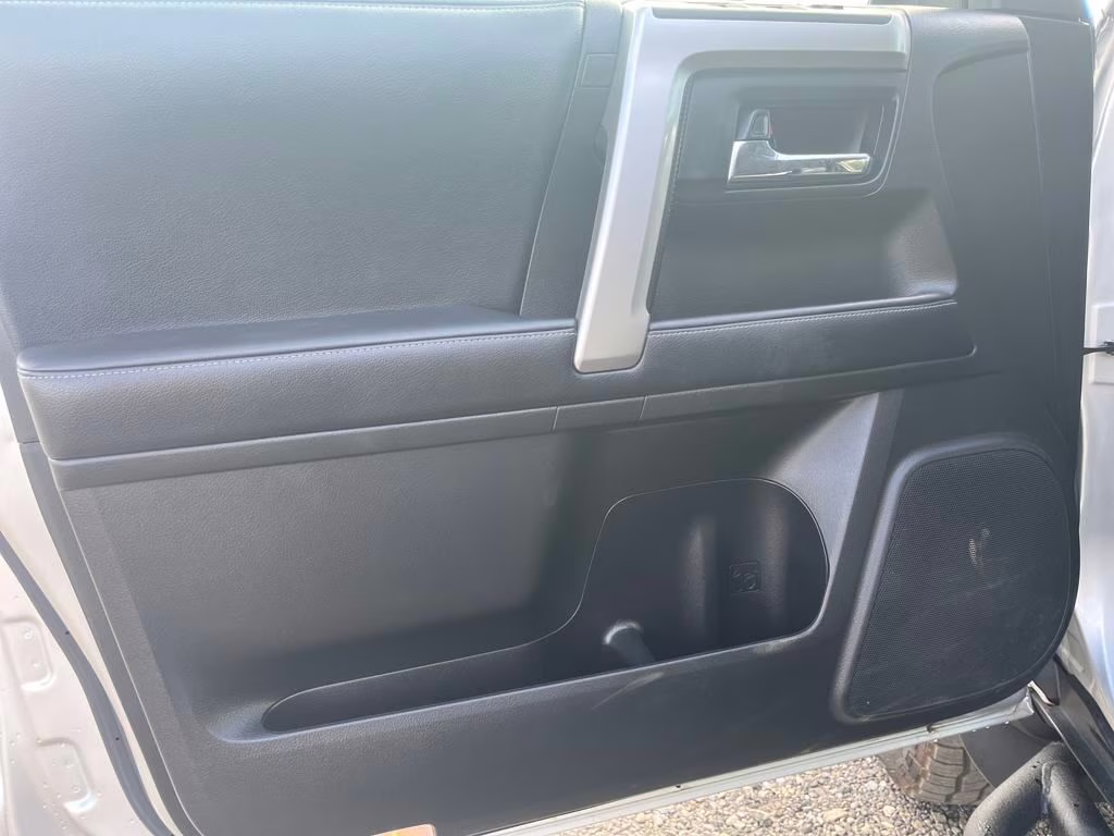2019 Classic Silver Metallic Toyota 4Runner SR5 Premium 4X4 SUV