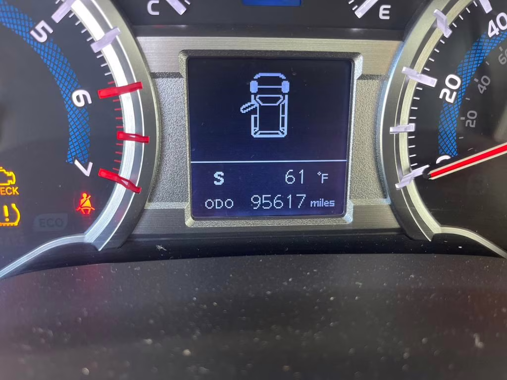 2019 Classic Silver Metallic Toyota 4Runner SR5 Premium 4X4 SUV