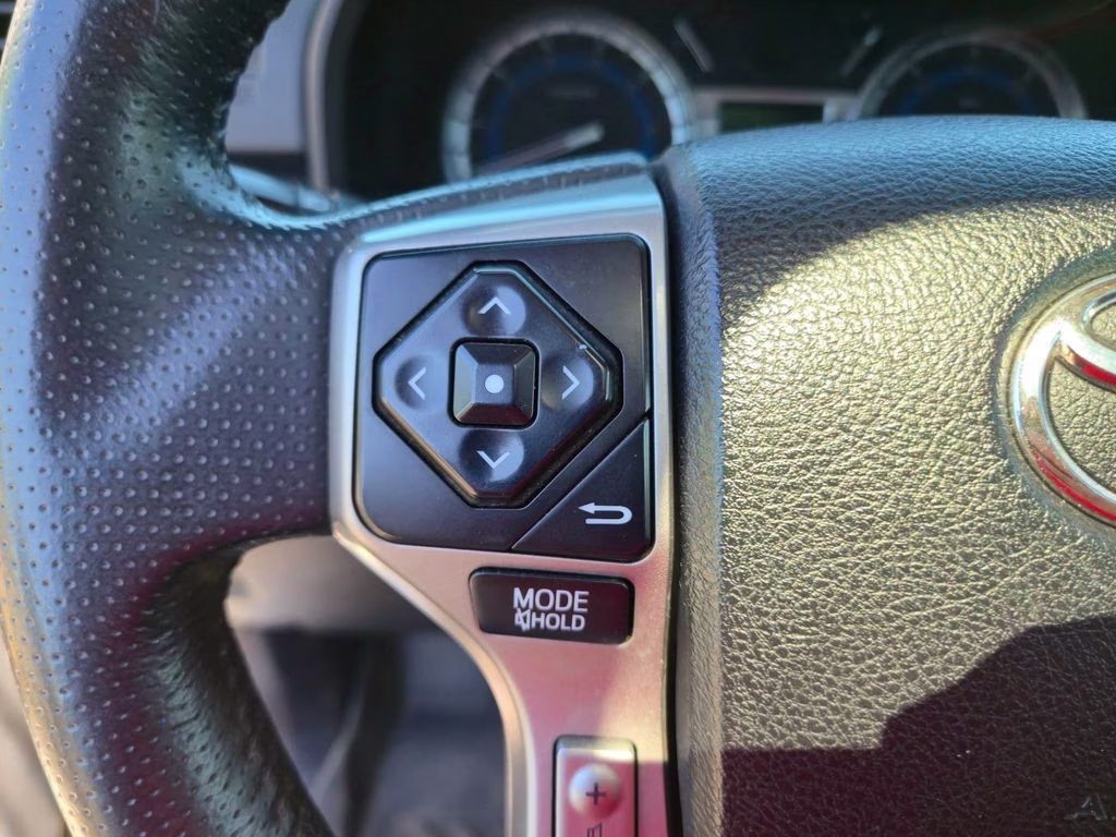 2019 Classic Silver Metallic Toyota 4Runner SR5 Premium 4X4 SUV