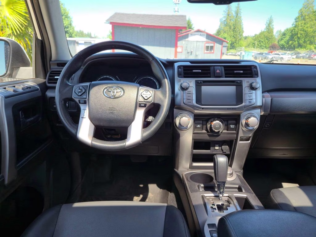 2019 Classic Silver Metallic Toyota 4Runner SR5 Premium 4X4 SUV