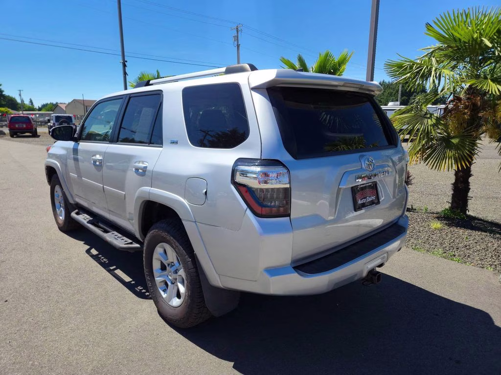 2019 Classic Silver Metallic Toyota 4Runner SR5 Premium 4X4 SUV