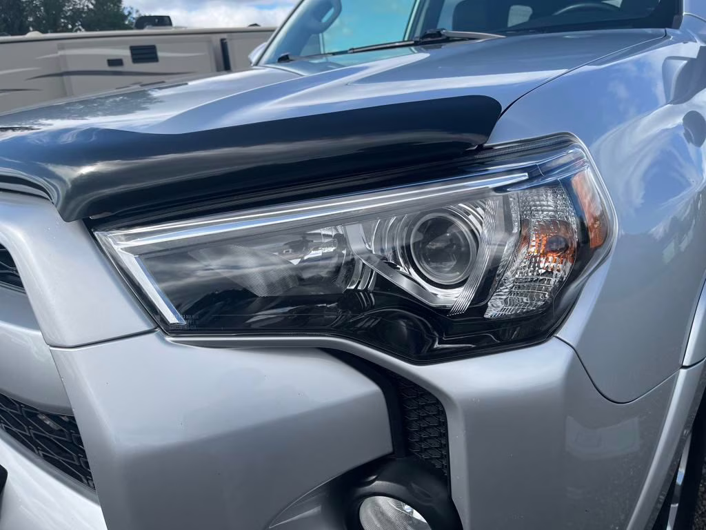 2019 Classic Silver Metallic Toyota 4Runner SR5 Premium 4X4 SUV