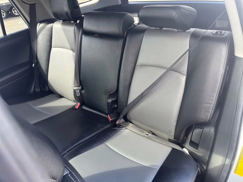 2019 Classic Silver Metallic Toyota 4Runner SR5 Premium 4X4 SUV
