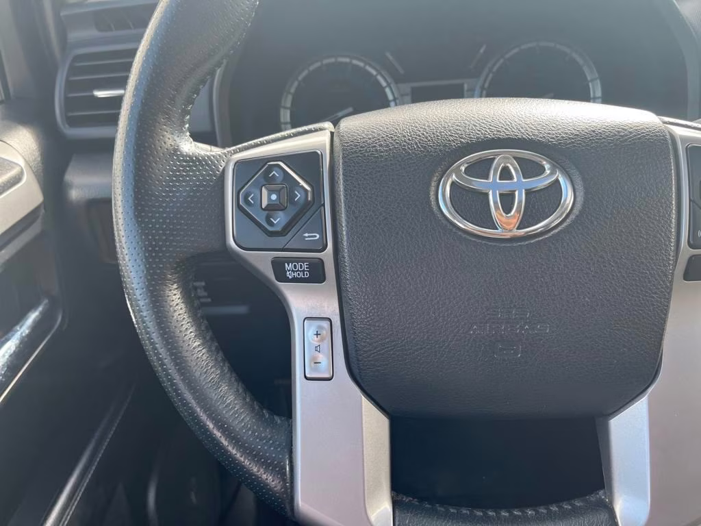 2019 Classic Silver Metallic Toyota 4Runner SR5 Premium 4X4 SUV