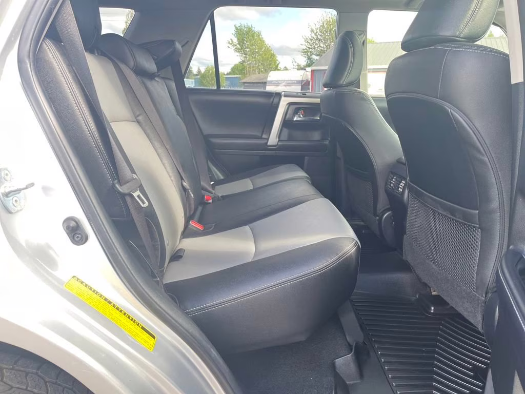 2019 Classic Silver Metallic Toyota 4Runner SR5 Premium 4X4 SUV
