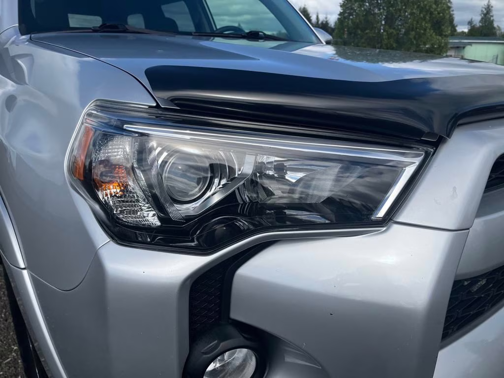 2019 Classic Silver Metallic Toyota 4Runner SR5 Premium 4X4 SUV
