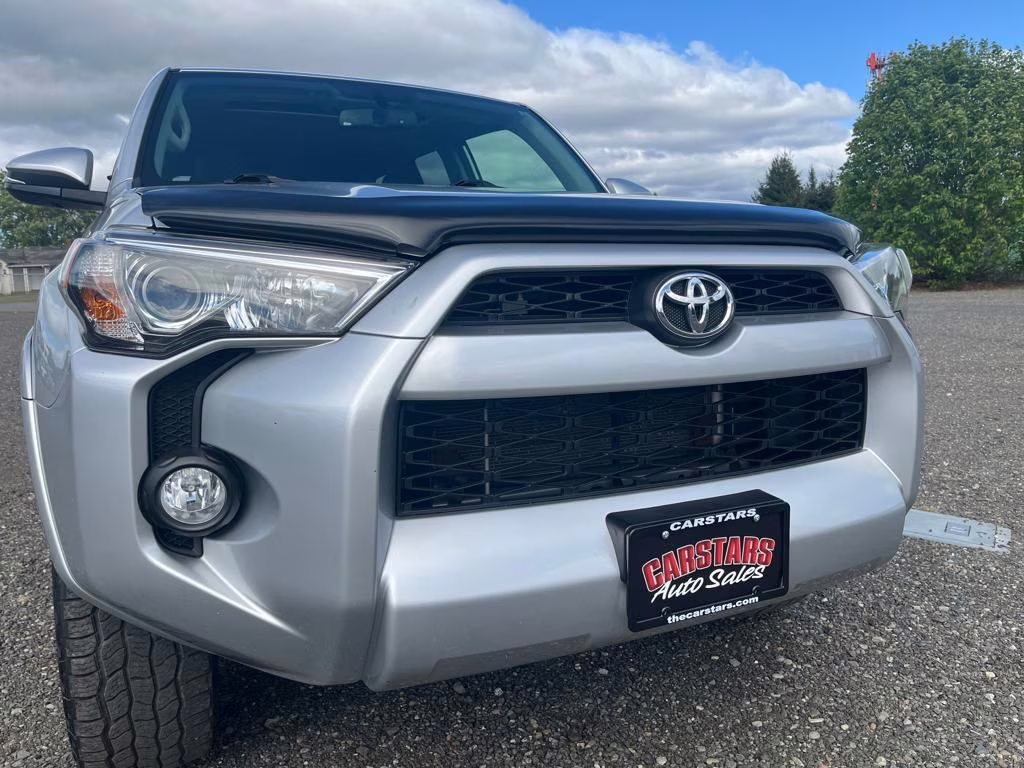 2019 Classic Silver Metallic Toyota 4Runner SR5 Premium 4X4 SUV