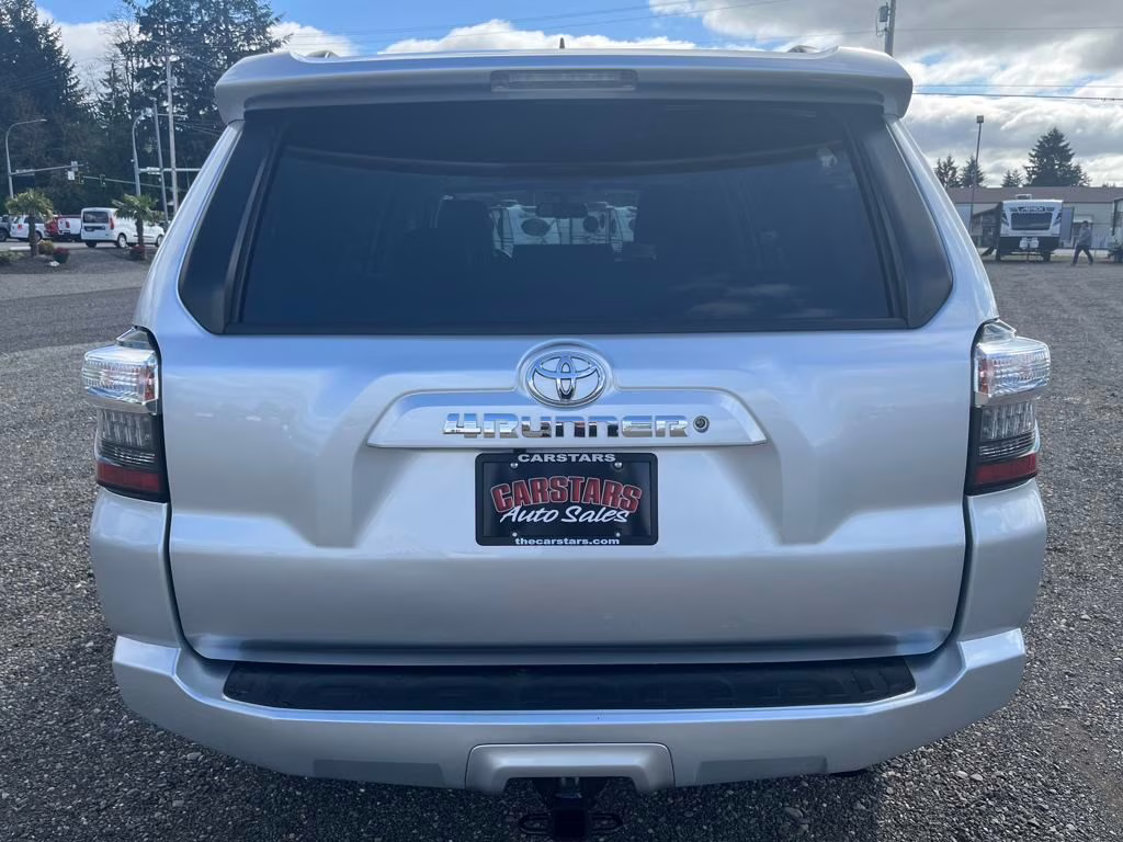 2019 Classic Silver Metallic Toyota 4Runner SR5 Premium 4X4 SUV