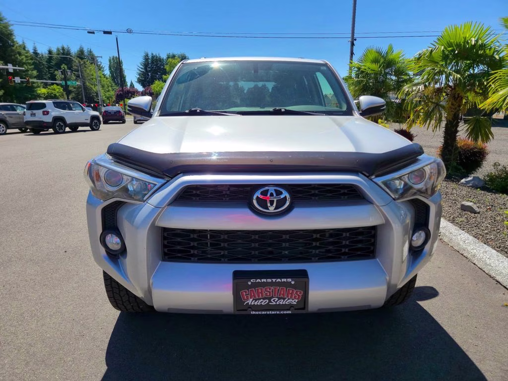 2019 Classic Silver Metallic Toyota 4Runner SR5 Premium 4X4 SUV